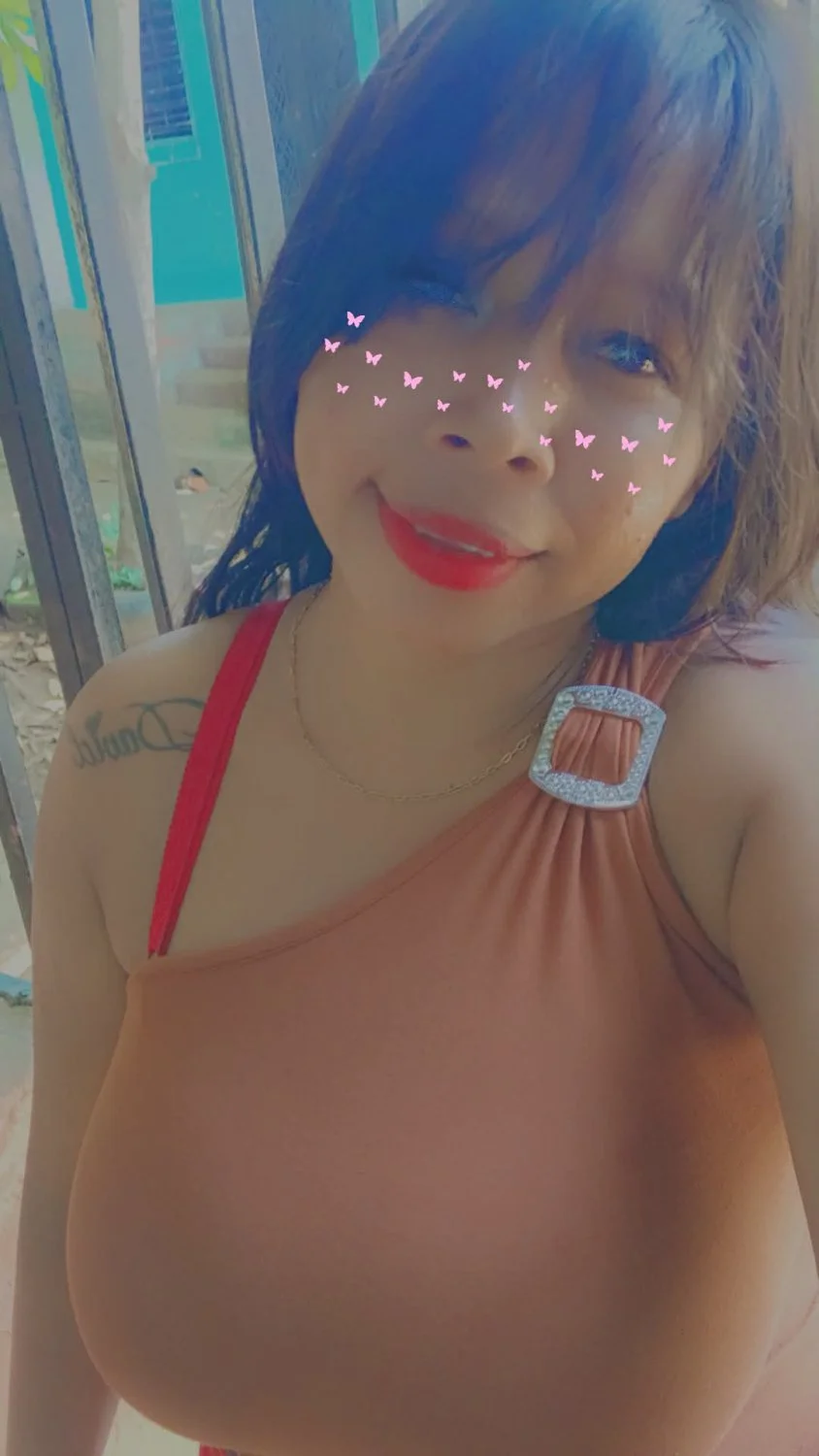 Salvadoreña main image
