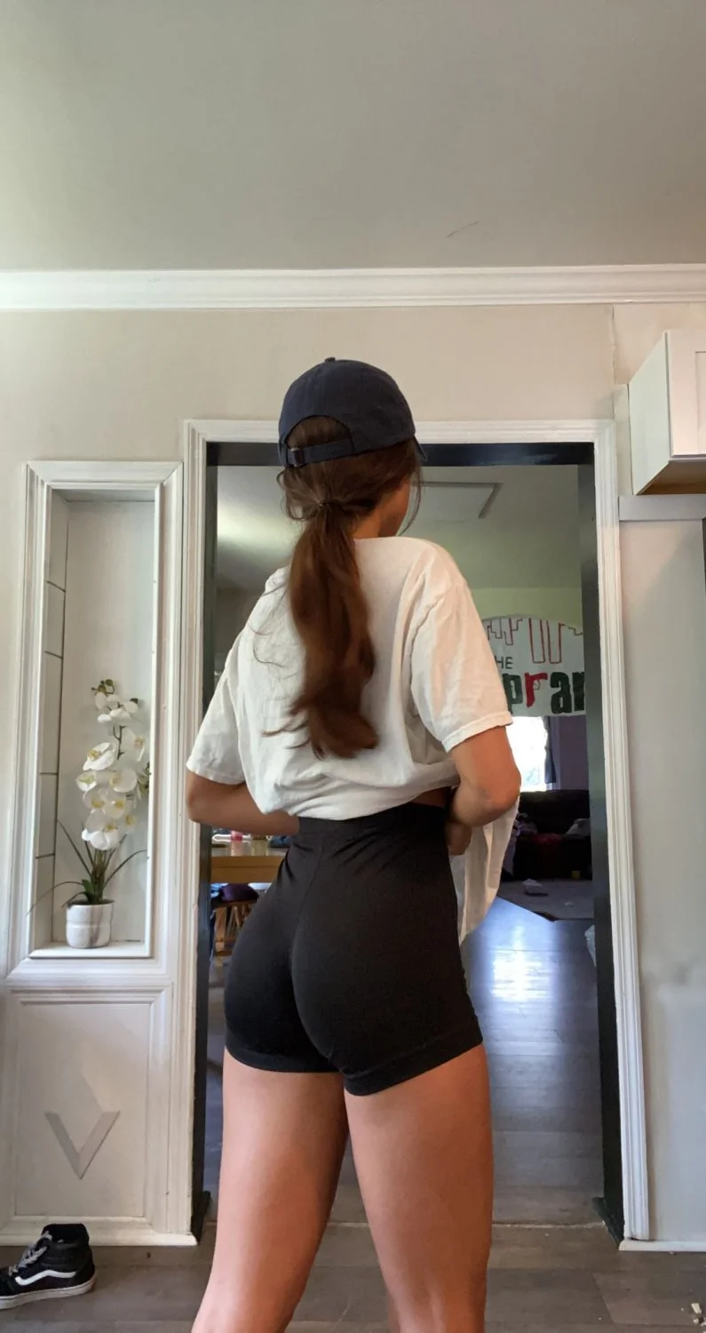 Exposing Alicia F. image 24