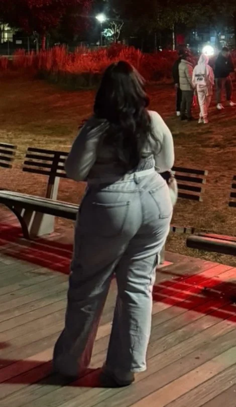 Fat ass busty sister in-law image 6