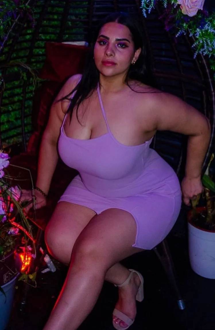 Fat ass busty sister in-law image 7