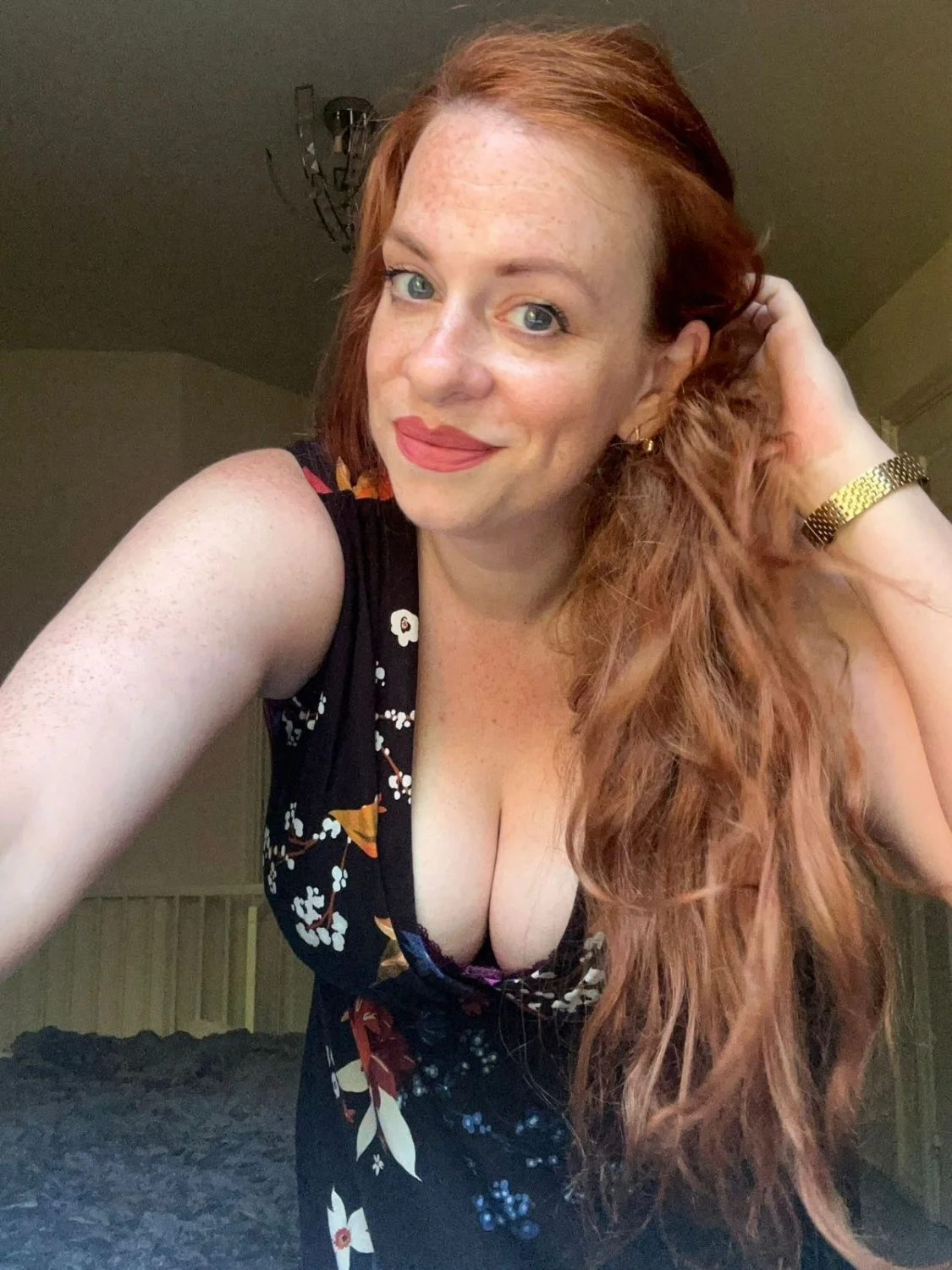 Slut redhead with giant tits for use image 4
