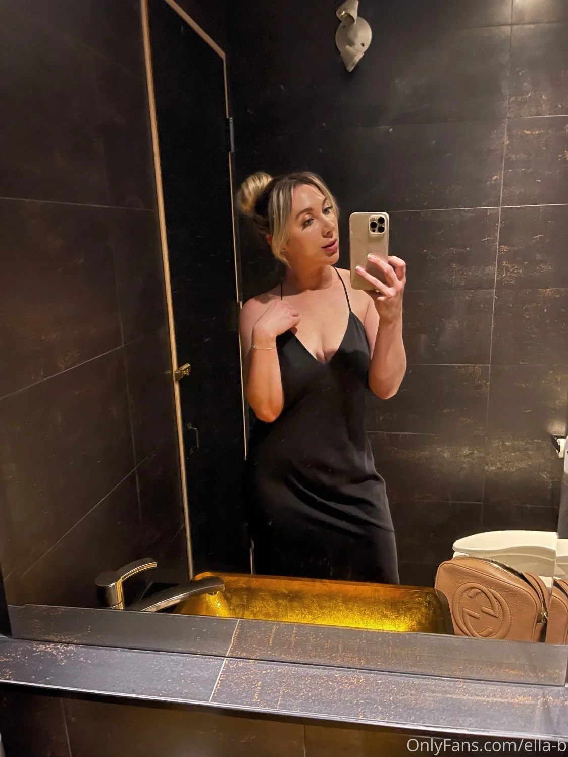 toronto escort image 45