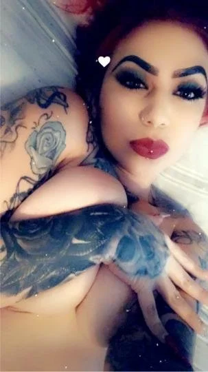 Red hair Texas latina escort image 17