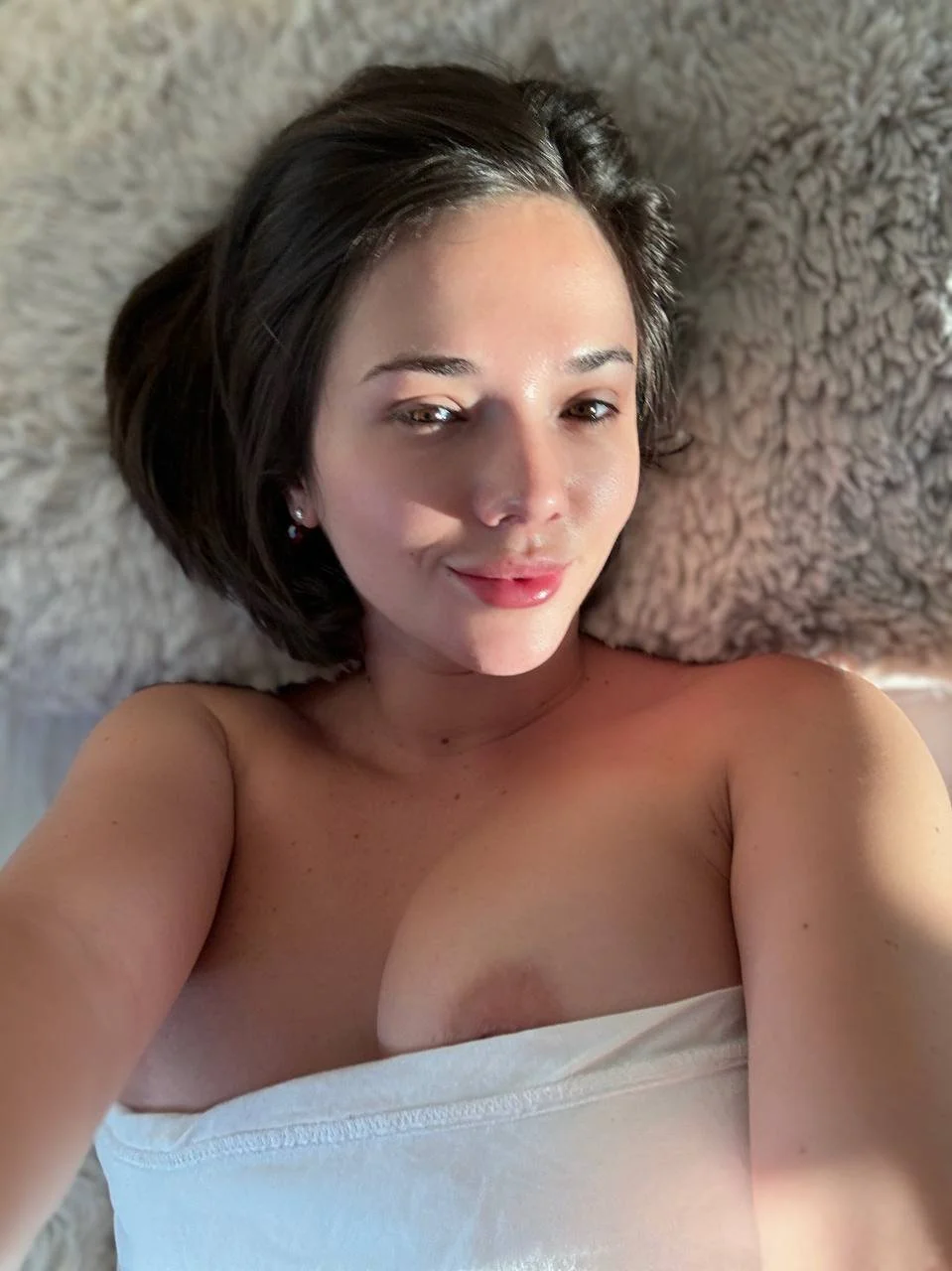 BBC loving slut wanting to be exposed main image