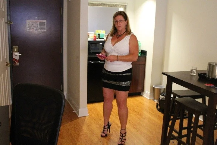 Thick sexy wife Gangbang and Things image 2