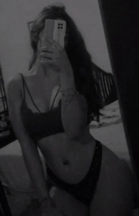 Aporte, Sofía puta exhibida con un hermoso culo y bien zorra la muy puta main image