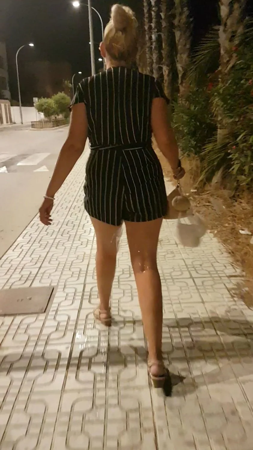 Milf Kitty 1 image 7