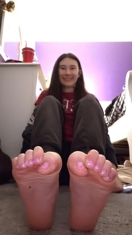 Wannabe model image 5