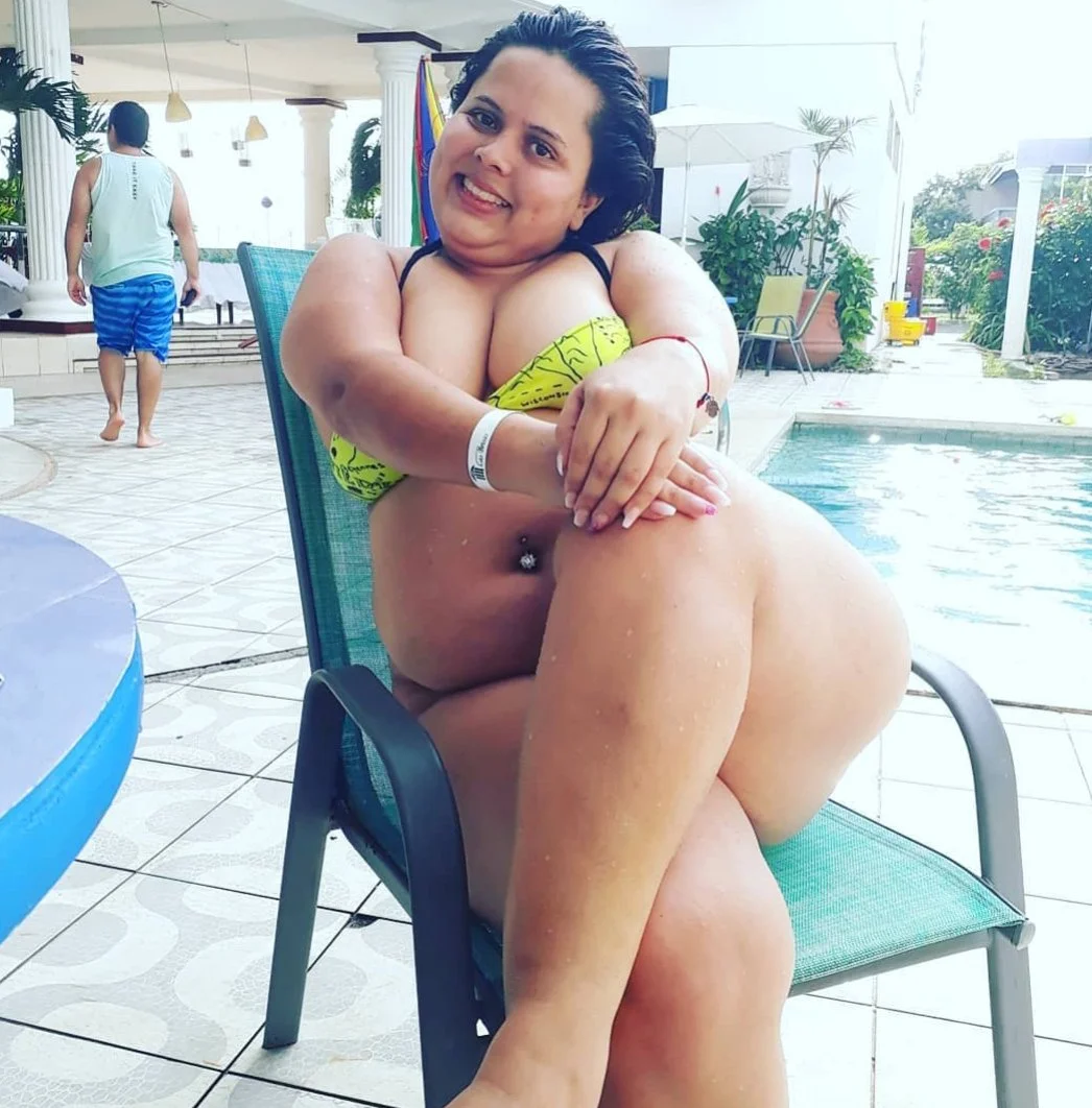 Luz bbw image 5