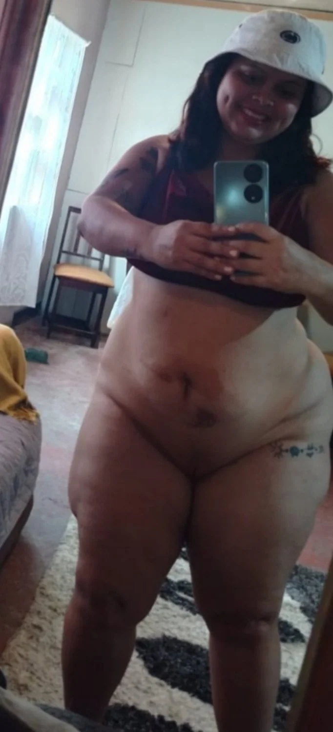 Luz bbw image 6