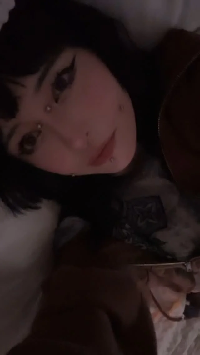 Skinny Egirl Alt Tiktok Whore image 6