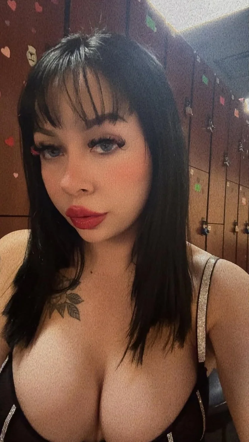 Stripper image 3