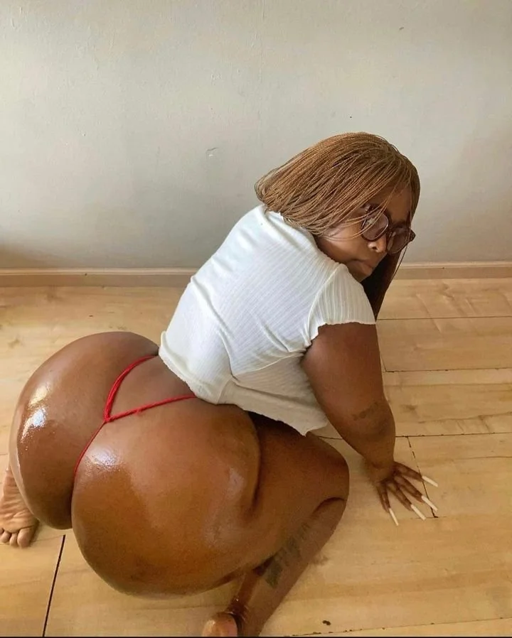 Booty image 10