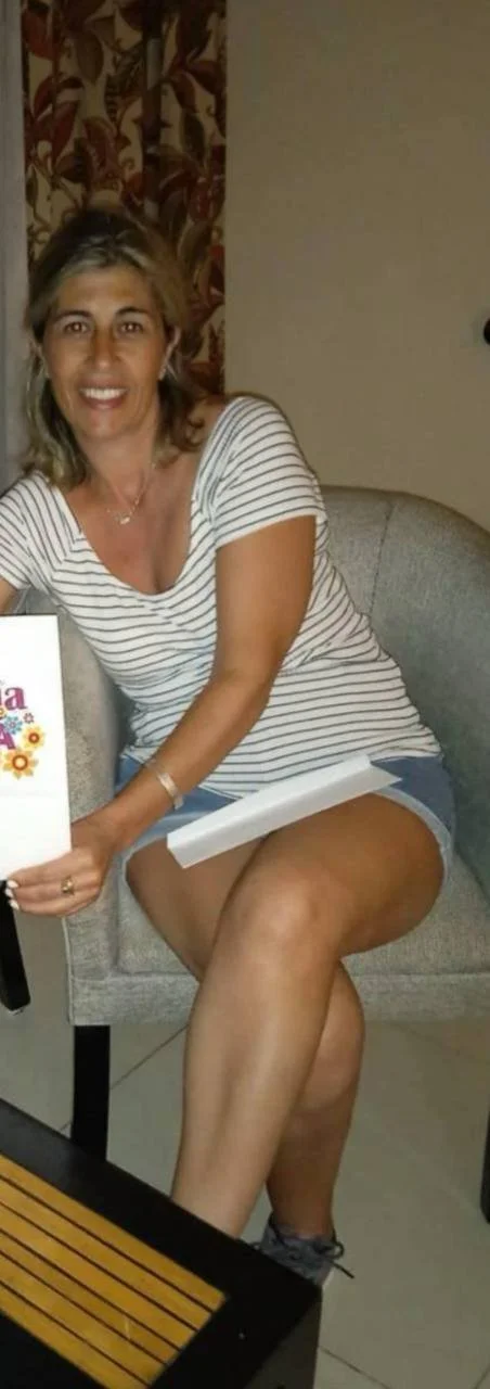Rosana la puta madura image 2