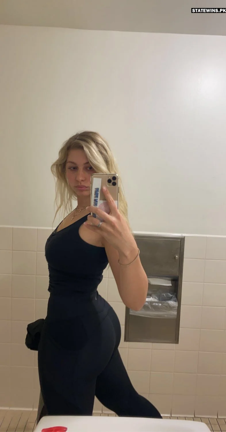 Amber S. image 21