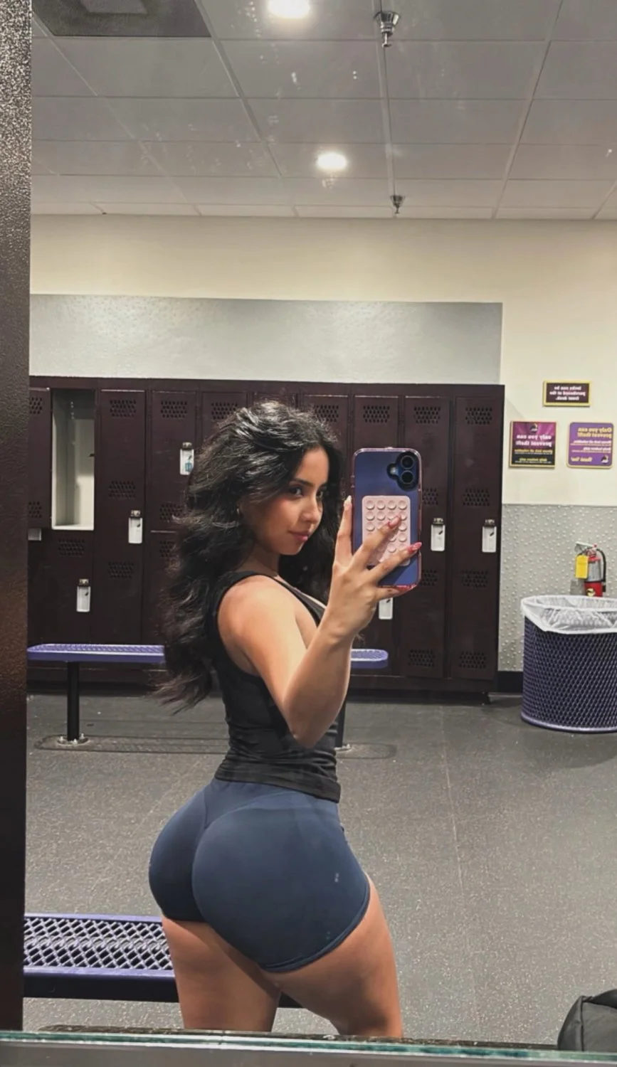 tight latina webslut image 30