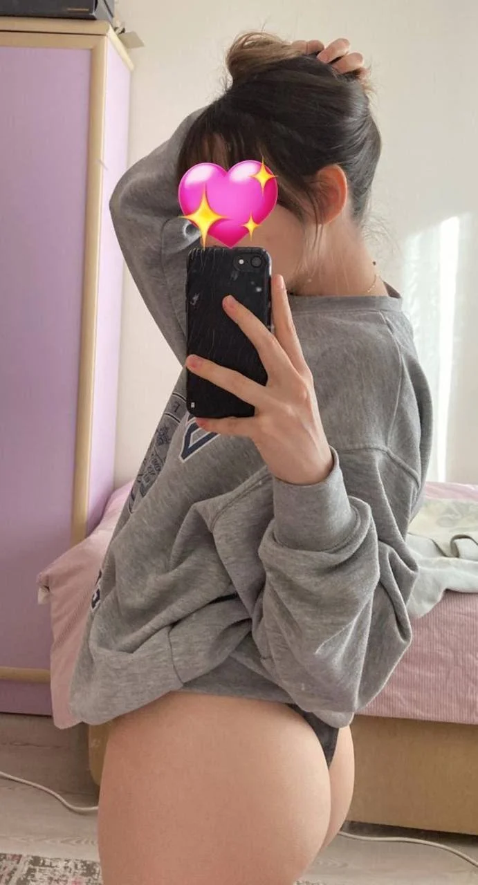 very horny turkish slut image 3