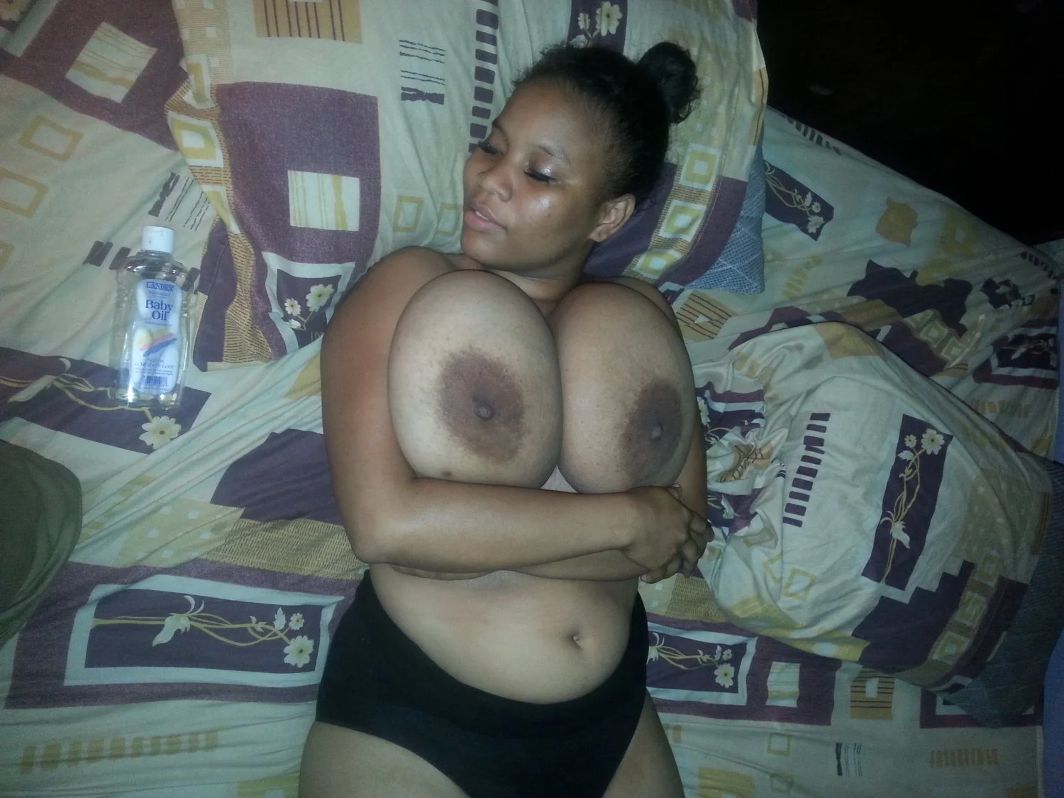 Ebonys image 8