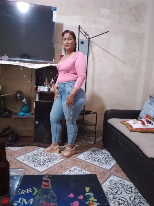 Tremendo culote de la señora de las quesadillas 🥵🤤🥴 image 3