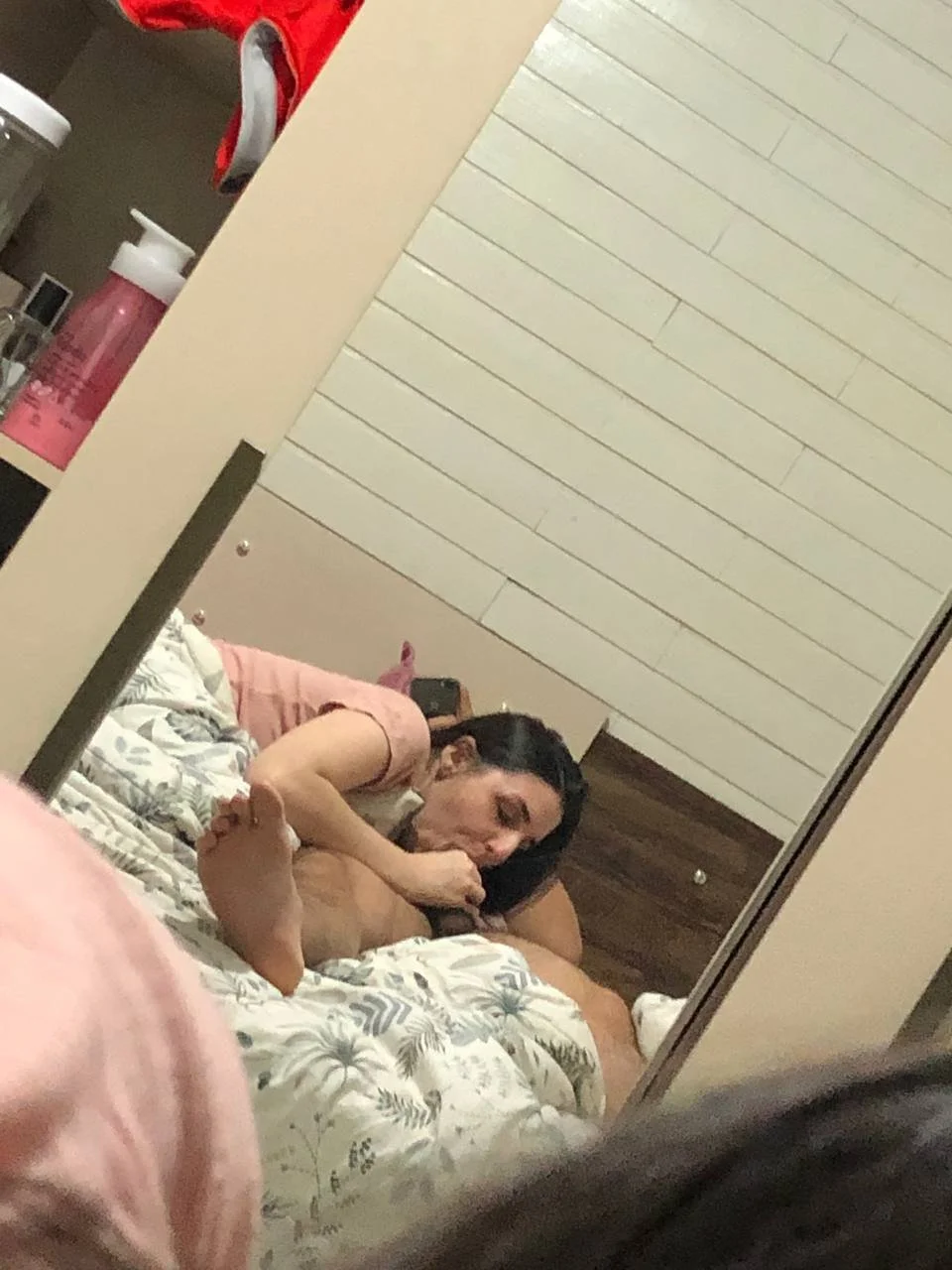 Mais um marido colocando a esposinha na vitrine pra alegria dos machos ... rabo gostoso ela tem image 8