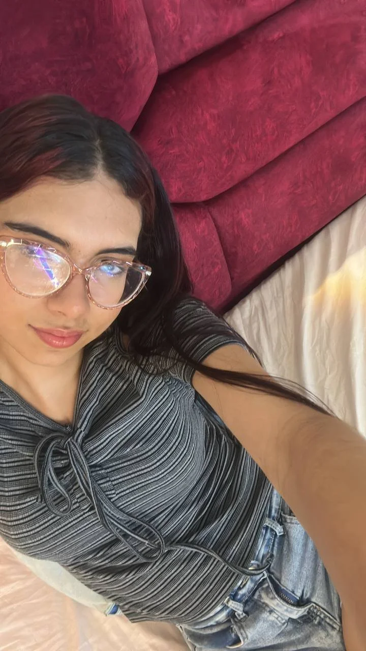 you can take my tits off and out of me and make my nipples nice and hard... main image