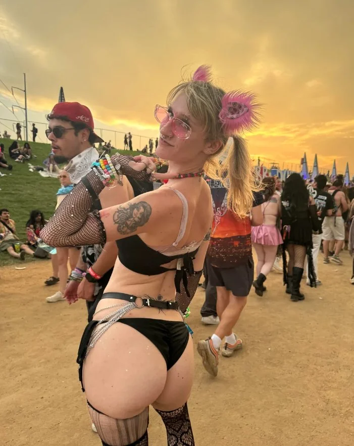RAVE Girls!!!! image 23