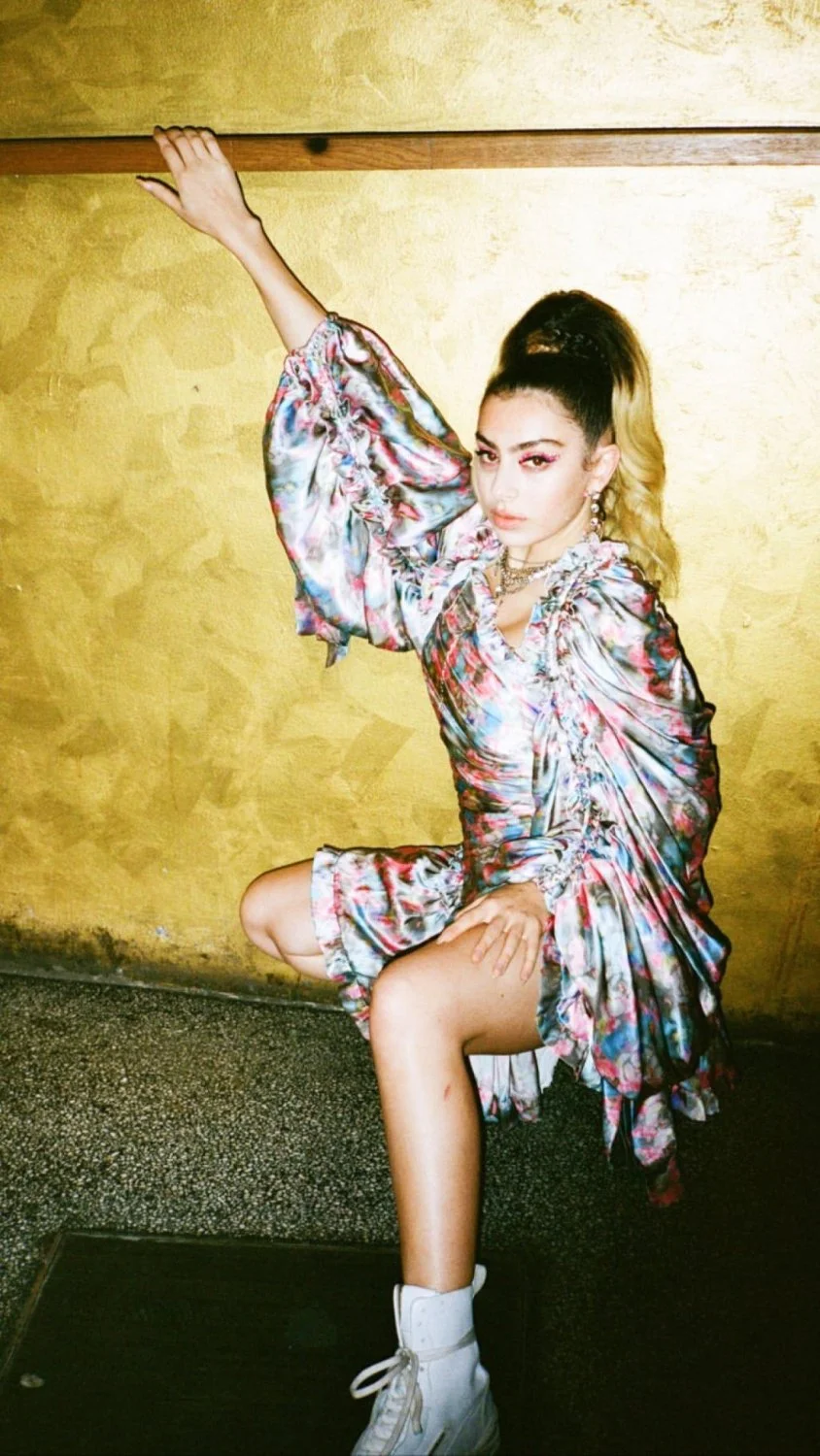 charli-xcx-in-tiny-lycra-shorts-05-22-2019-3 image 39