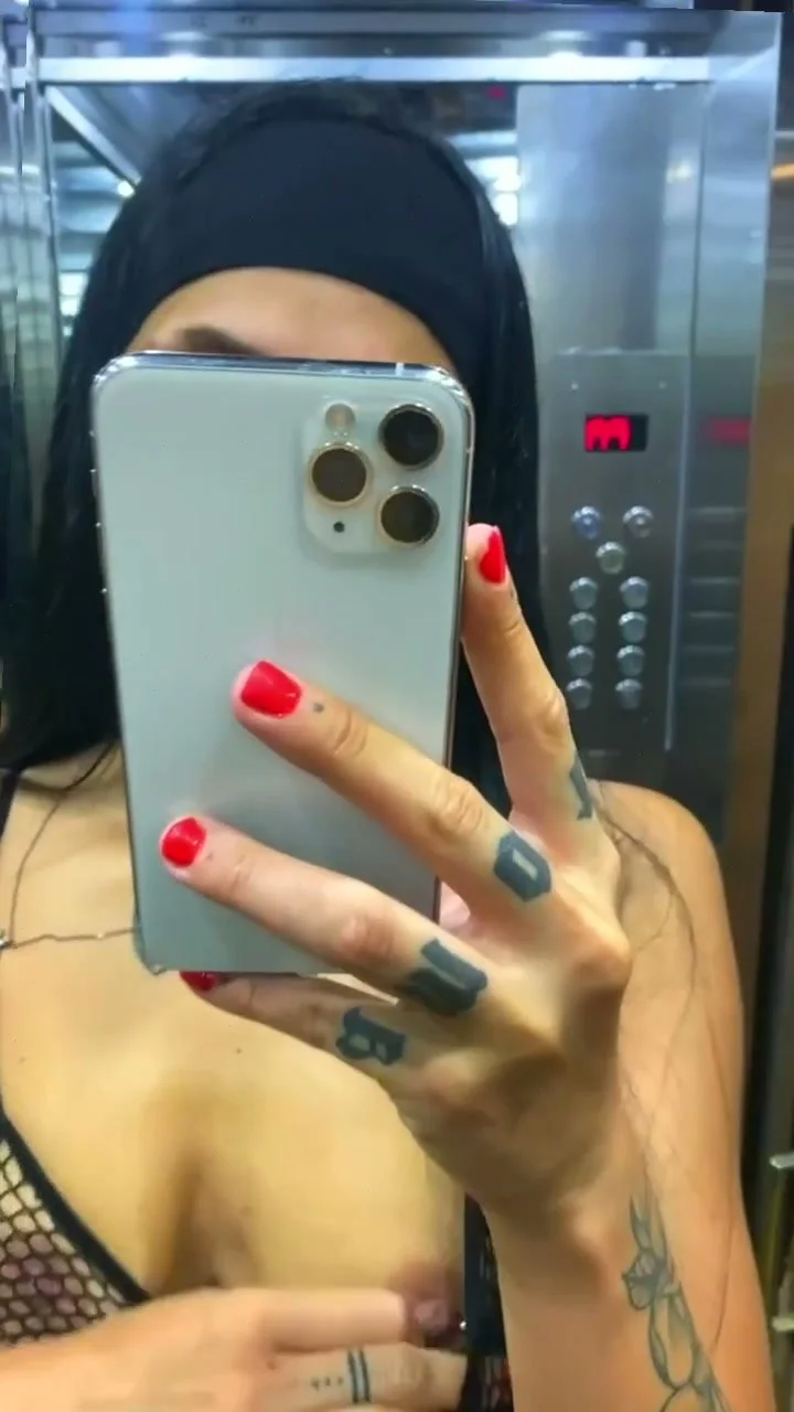 🔞 Hot dripping huge tits nude orgasming pussy 😈🍑 Check OF now image 5