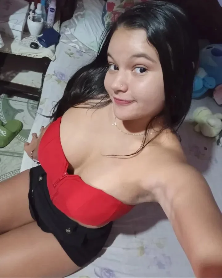 Luz Medina image 14