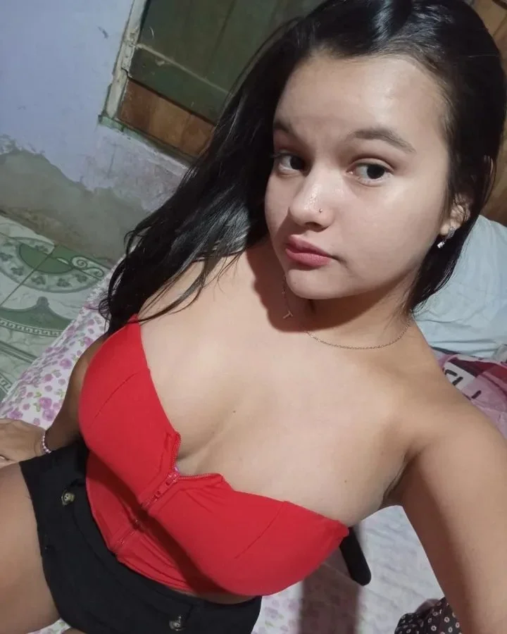 Luz Medina image 8