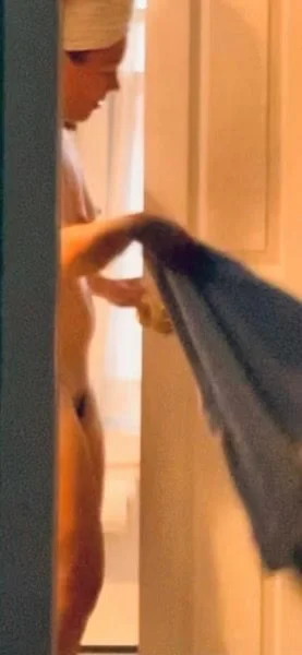 Wife up for all to see image 2