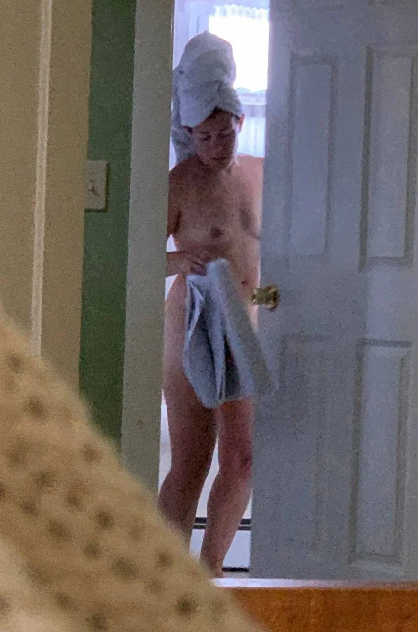 Wife up for all to see image 7