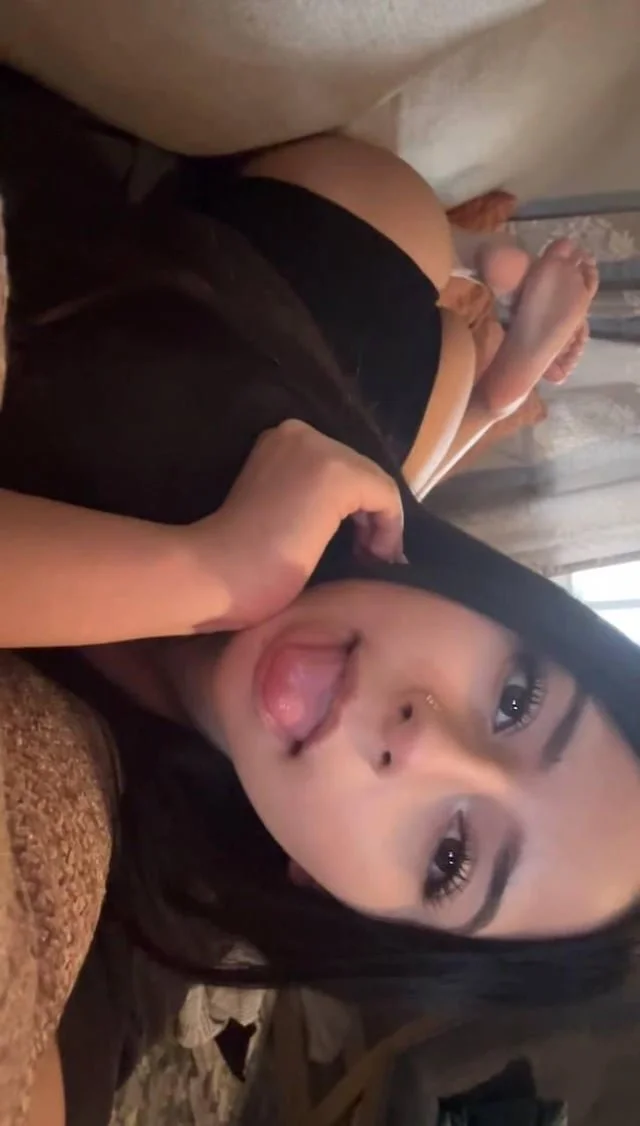 Sexy Latina Teen image 28