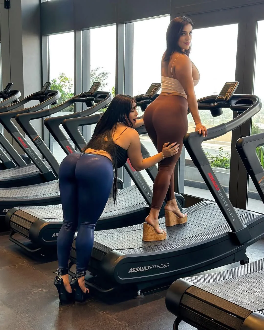 Sexy girl_Ashley Carolina image 17