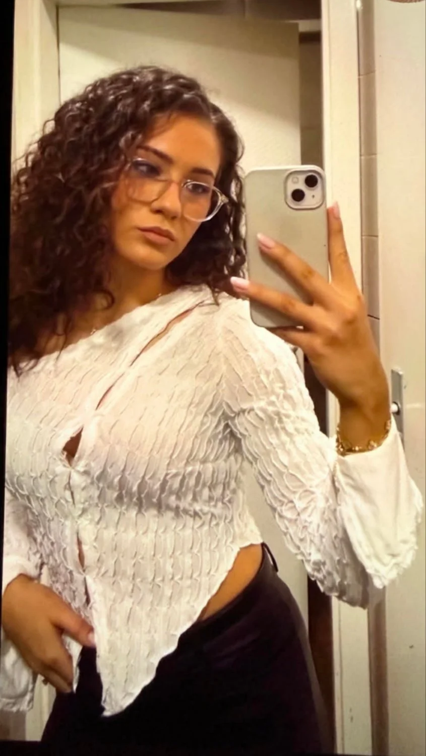 Stunning shameless teen slut Ivana leaked naked image 4