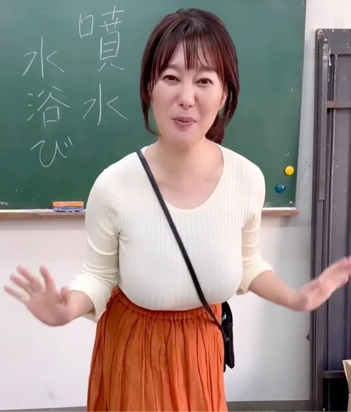Tomoka Takenaka 3 image 15