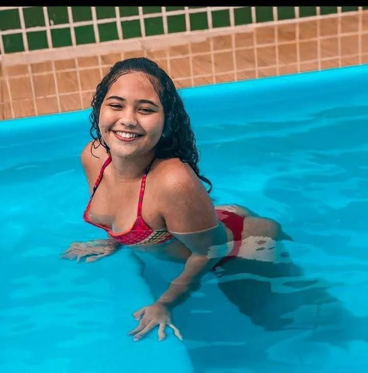 Morena cacheada gostosa caiu na net com o namorado image 3