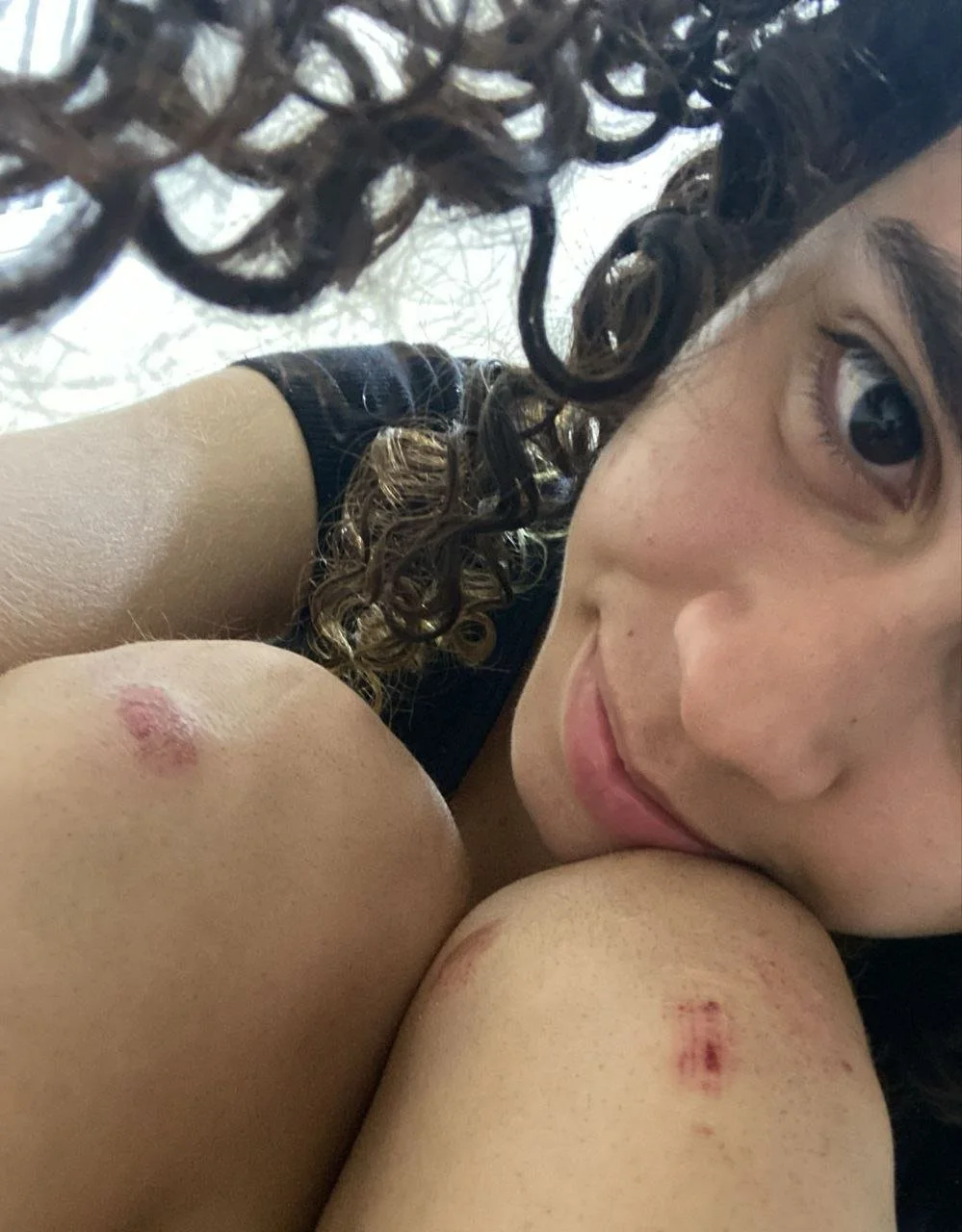 Vagabunda gostosa vazada pelo ex. image 11