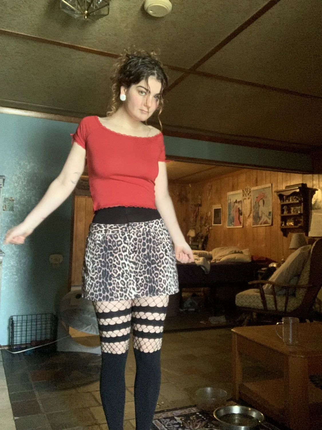 Giving up her name. Kik john_winterson. 15 reposts and I’ll put it in the title. image 11