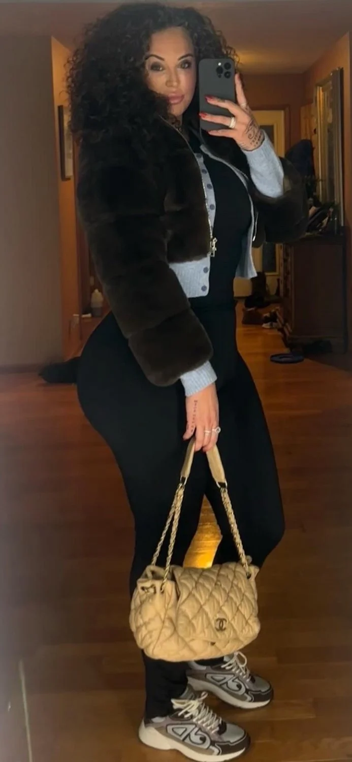 6'2 Tall Thick Gorgeous Amazon Milf.. <> Country Girl.. <> Loves Pawg.. image 13