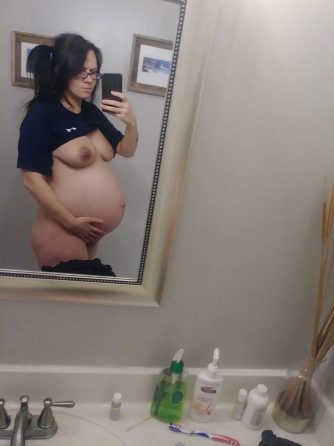 Kiersten preggo nudes. image 3