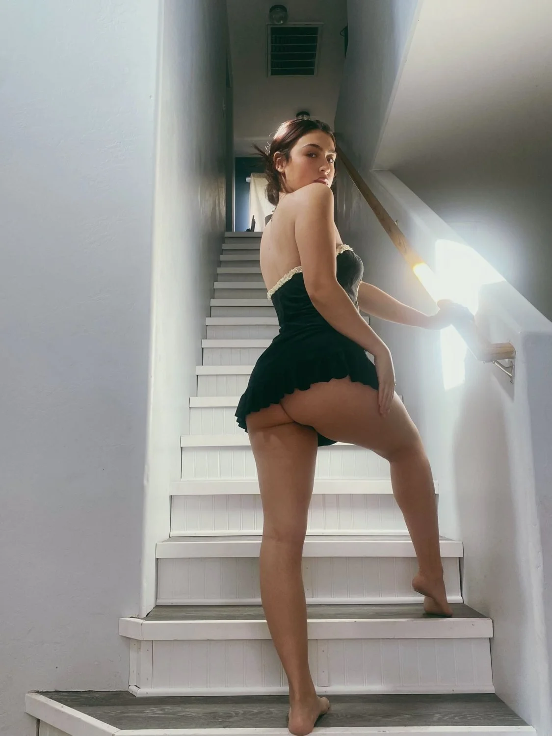 Can’t stop gooning to my sexy ass cousin image 8