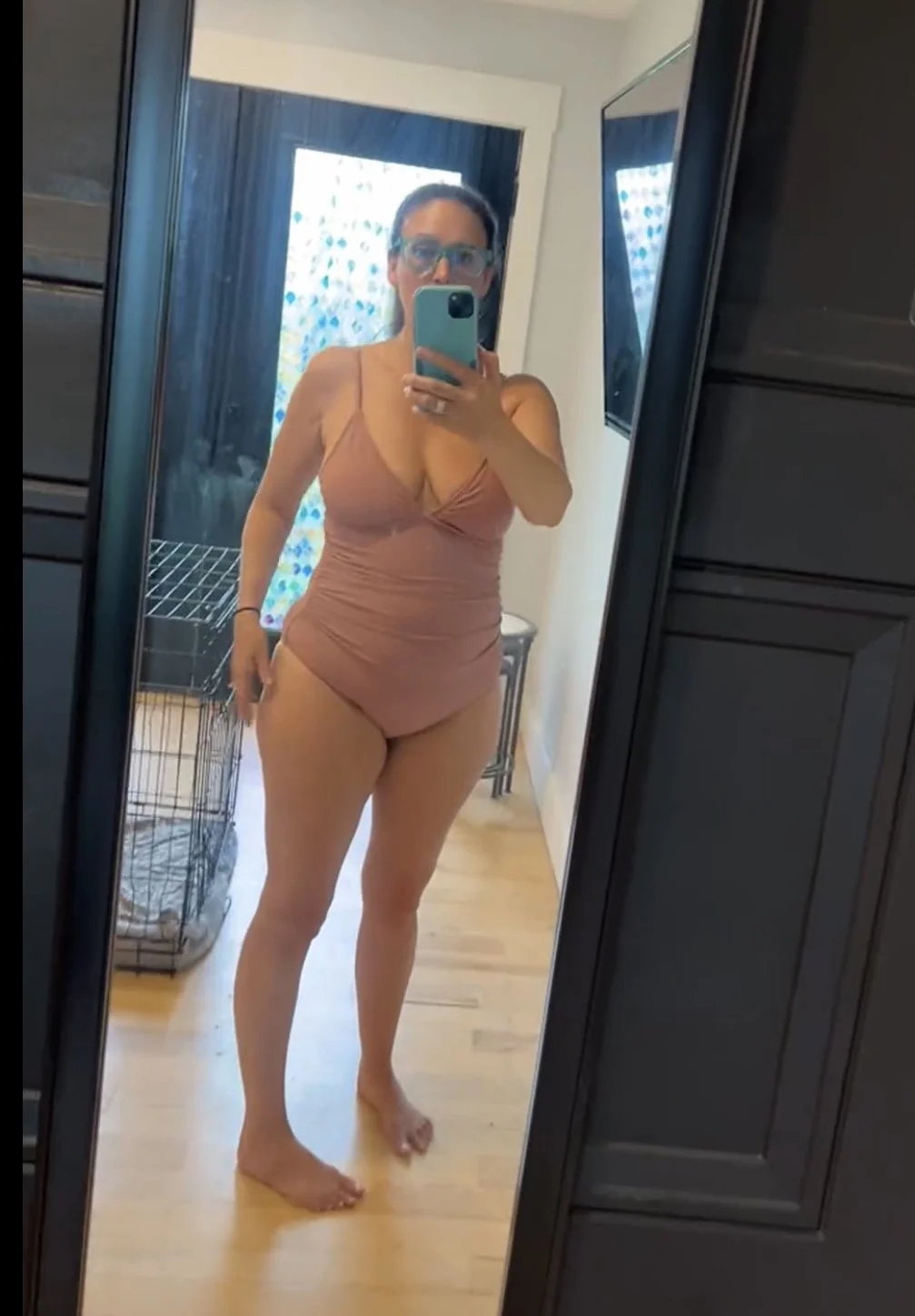 Latina milf would y’all smash? main image
