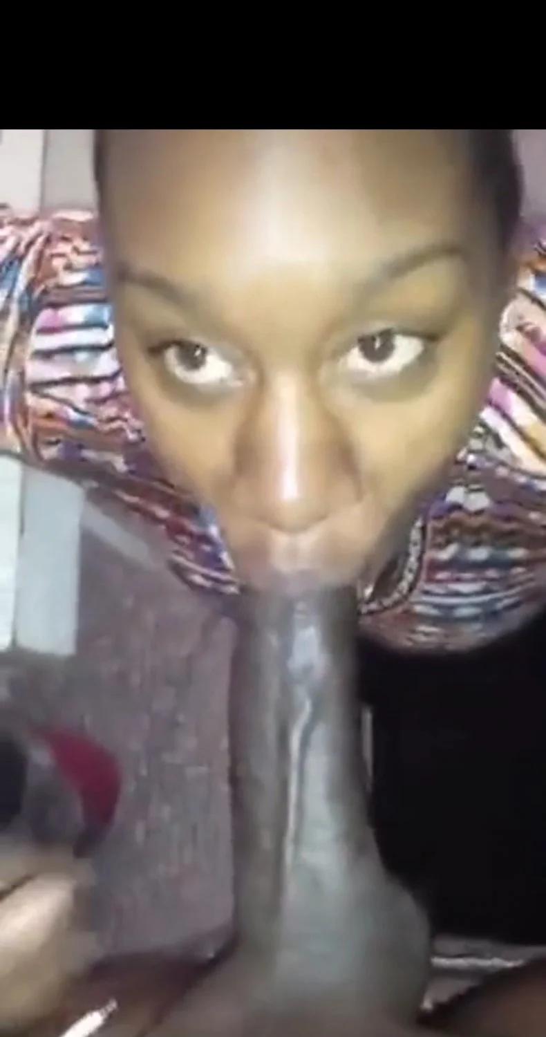 Nutting in her mouth 💦🫧 image 2