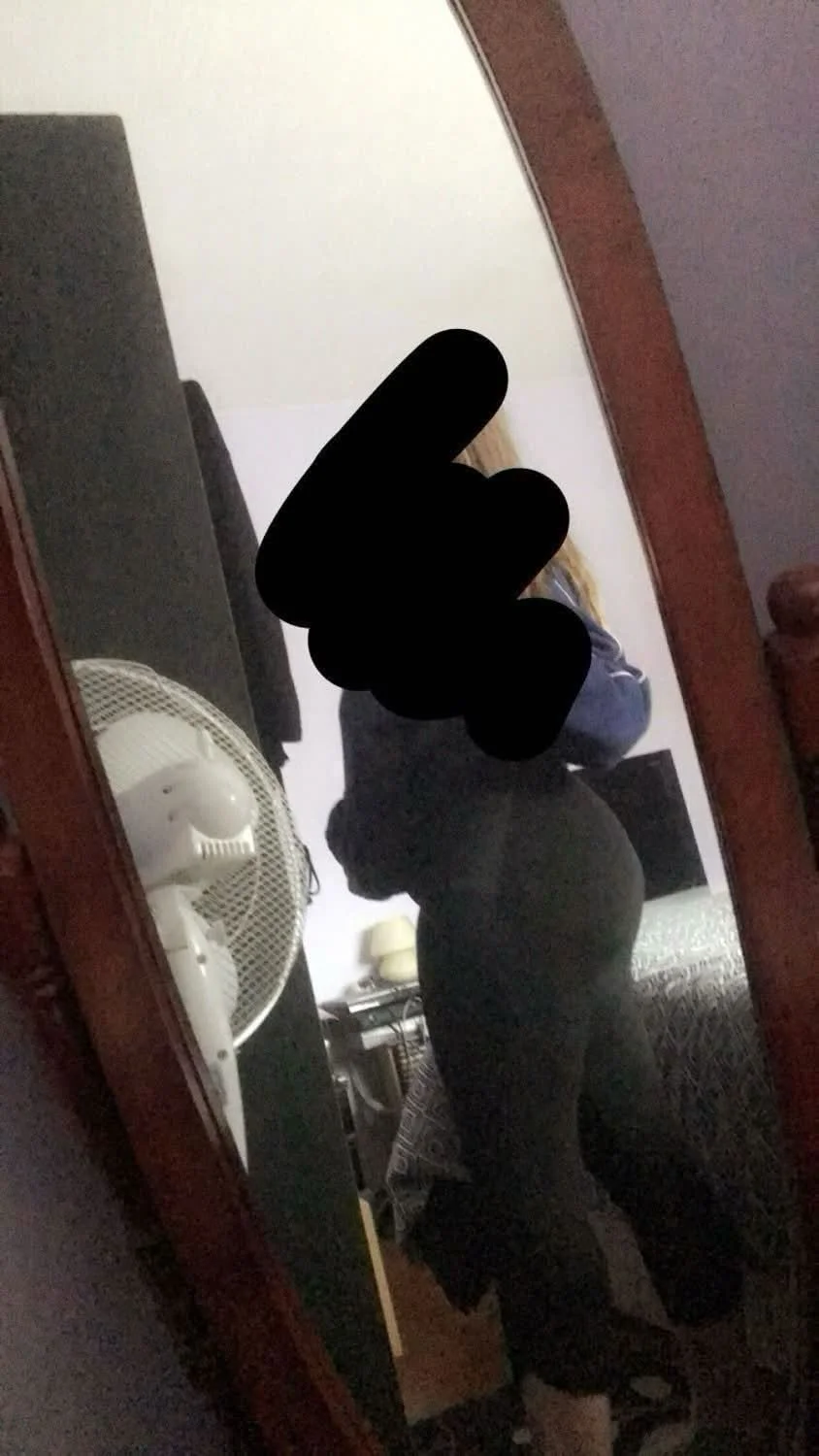 my thick blonde gf (dm me to talk or if u know her name starts with J) image 6