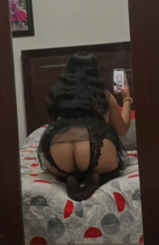 Corno quis exibir sua putinha ...o que acham dela image 14