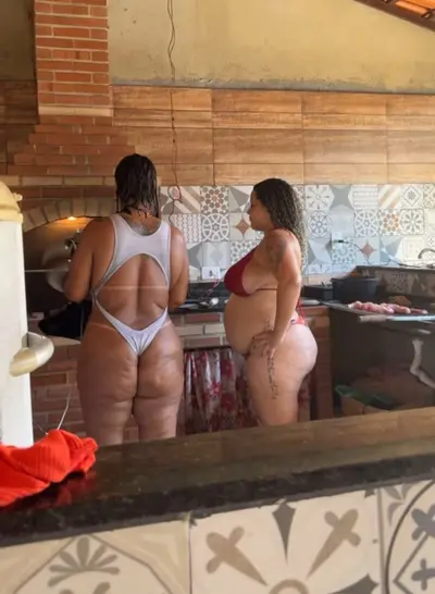 Flagra gostosas 🤤🤤 cover image