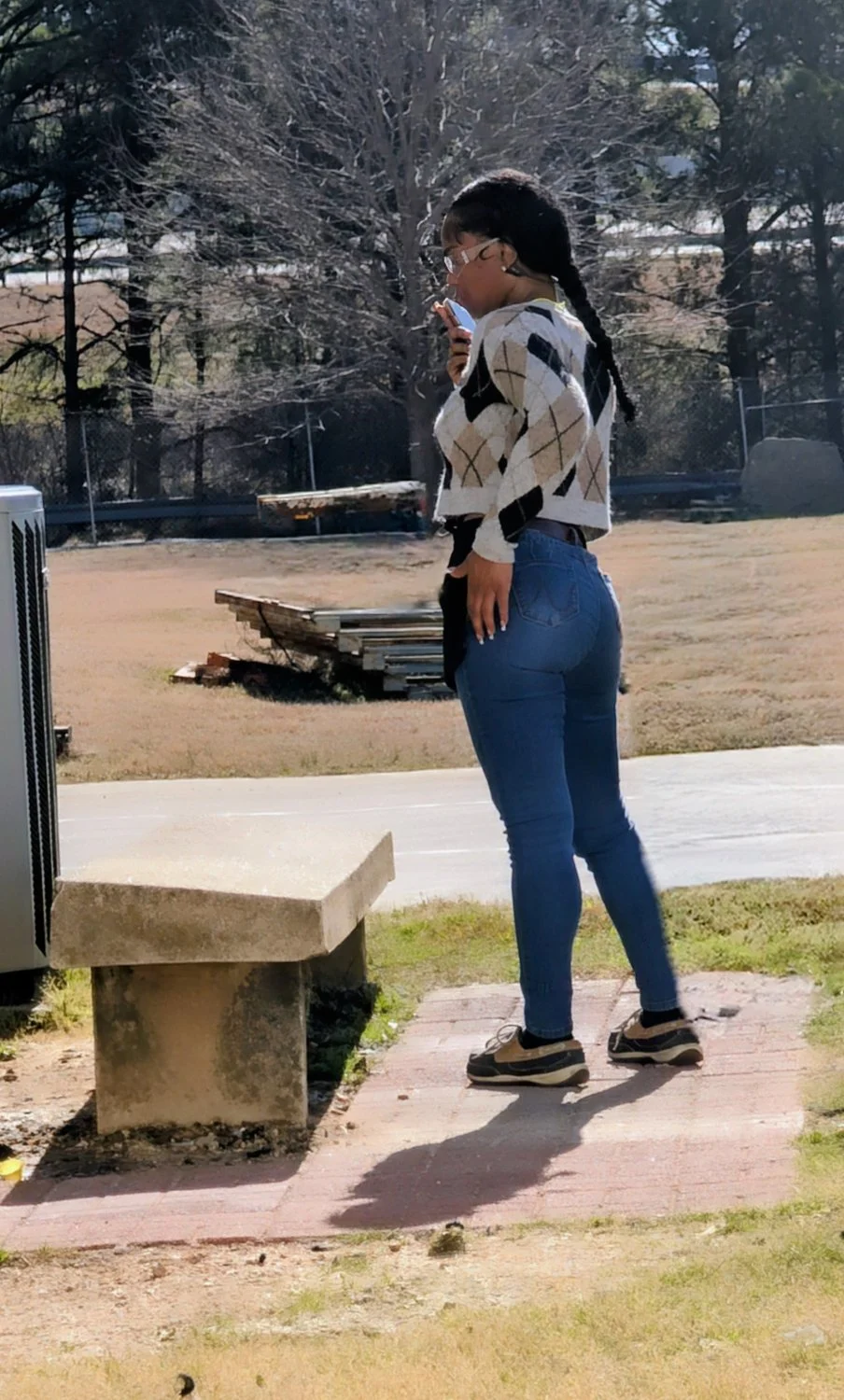 47 Y/O and she has an amazing body 🍆 image 3