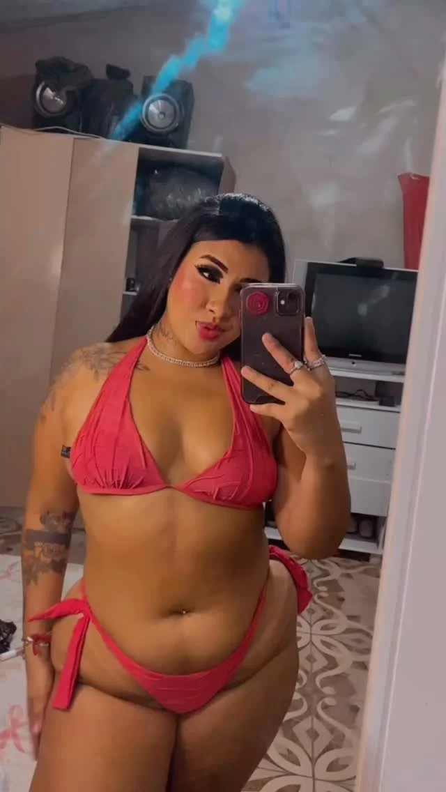 alinesilva_ gordinha rabuda main image