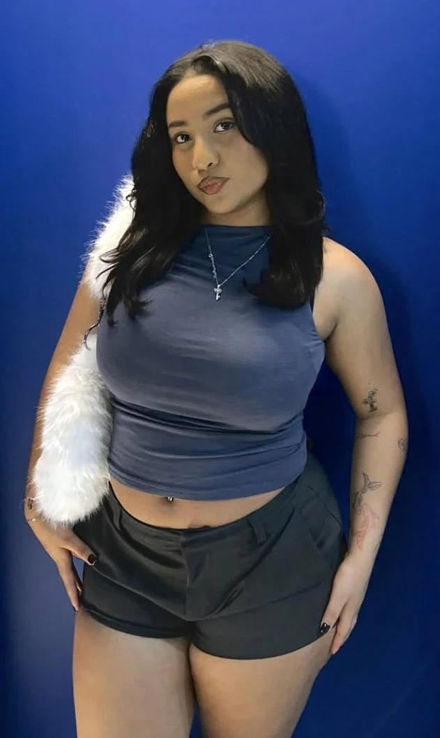 My dads friend has no idea his THICK latina teen daughter loves bein a lil internet slut for old men image 15